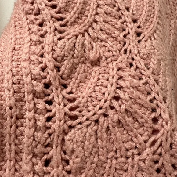~ANTHROPOLOGIE~ SPLENDID Chunky Knit Crewneck Sweater in Dusty Pink Color - Picture 9 of 10